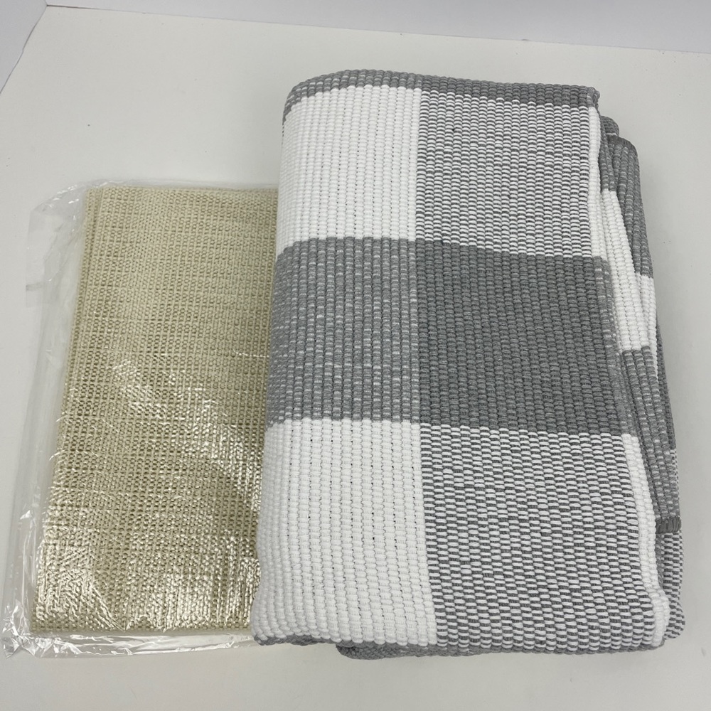 New Cute Modern Barnhaus Grey Buffalo Check Plaid Indoor/Outdoor Rug 3’x4’ - Picture 2 of 8